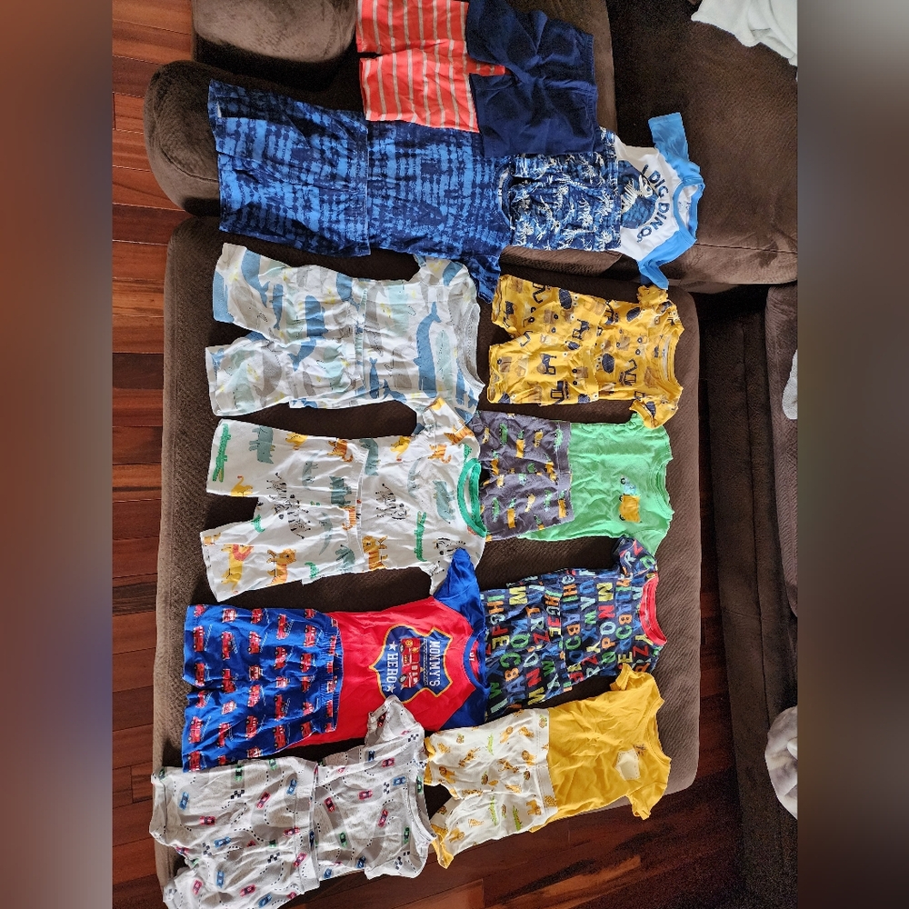 10 pairs of 5T shorts/t-shirt pajama sets and 2 pairs of just pajama shorts